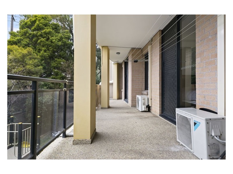 2/9 Griffiths Street, Blacktown NSW 2148