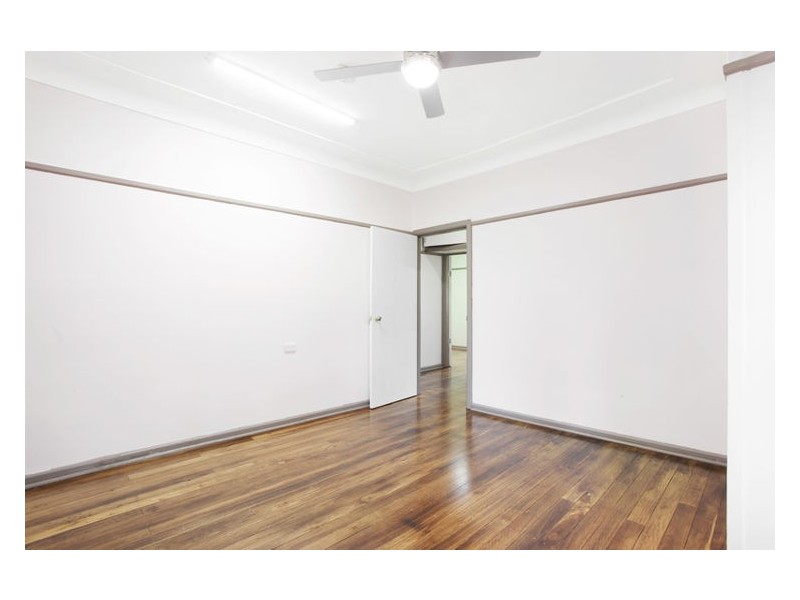 18 Hayes Avenue, Seven Hills NSW 2147