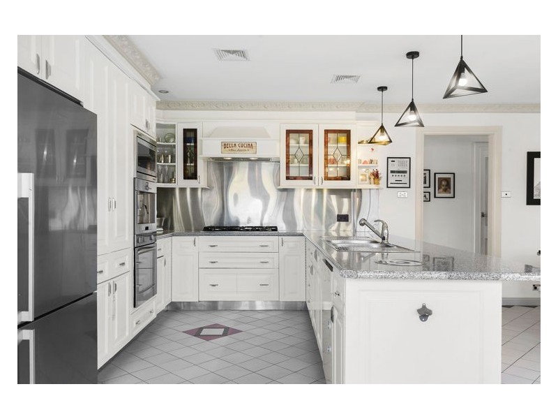 2 Belrose Place, Prospect NSW 2148