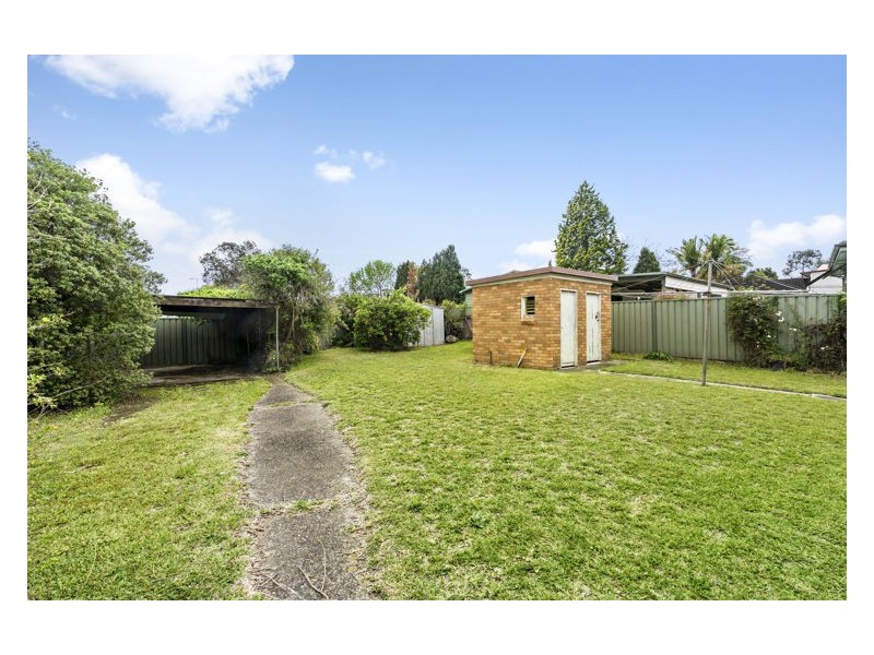 11 Hayes Road, Seven Hills NSW 2147