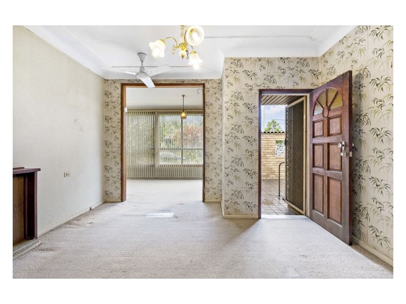 11 Hayes Road, Seven Hills NSW 2147