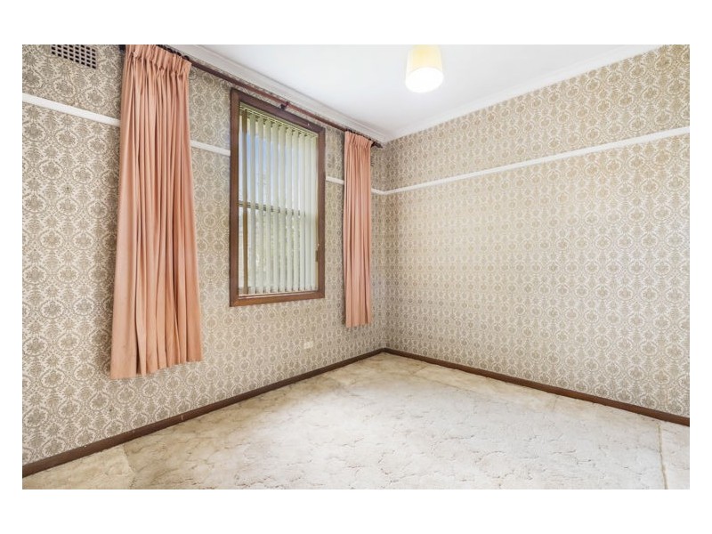 11 Hayes Road, Seven Hills NSW 2147