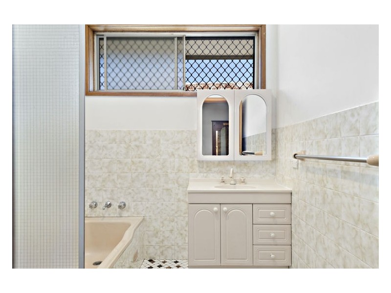 143 Whalans Road, Greystanes NSW 2145