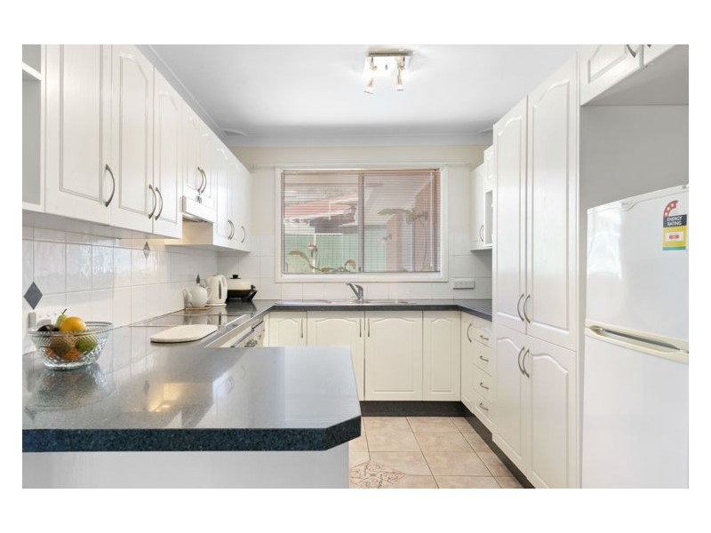 15 Tyne Place, Prospect NSW 2148