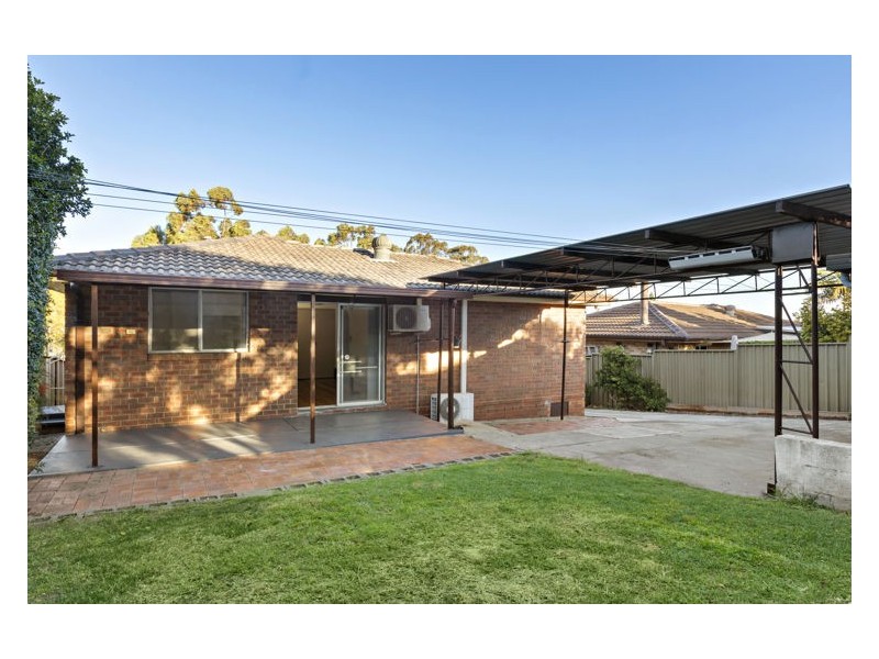 16 Upwey Street, Prospect NSW 2148