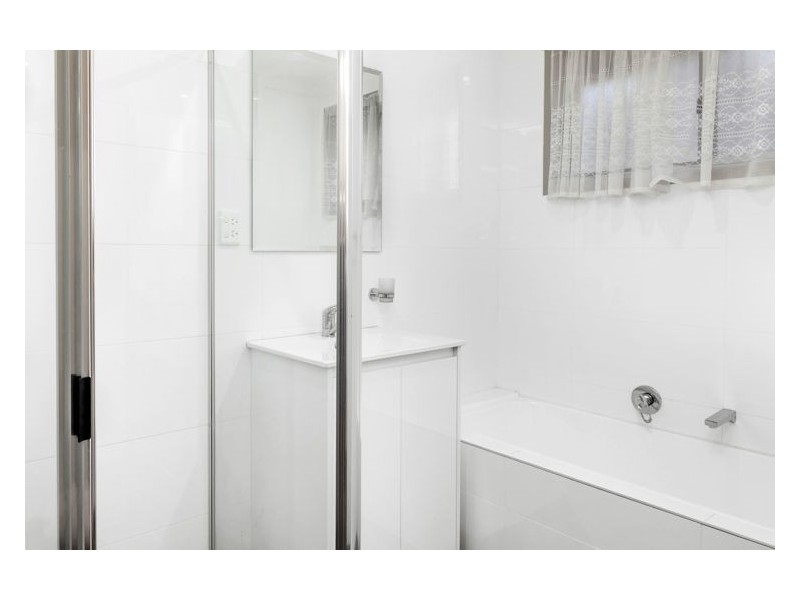 16 Upwey Street, Prospect NSW 2148