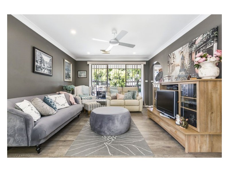 4 Griffin Place, Doonside NSW 2767