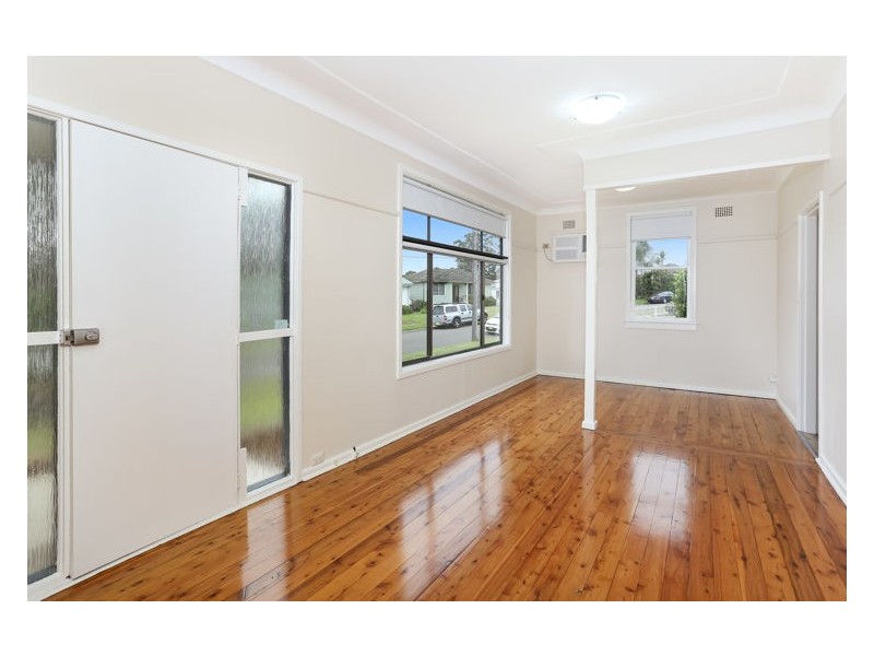 2 Sturt Street, Lalor Park NSW 2147