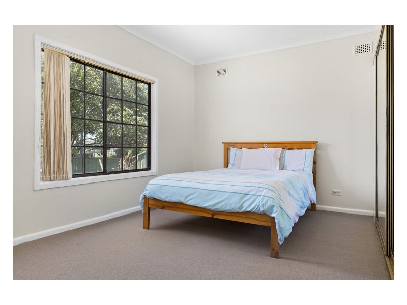 4 Iona Street, Blacktown NSW 2148