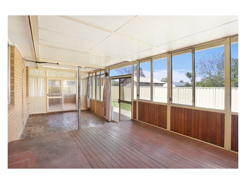 36 Francis Street, Cambridge Park NSW 2747