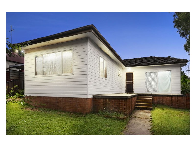 2 Eggleton Street, Blacktown NSW 2148
