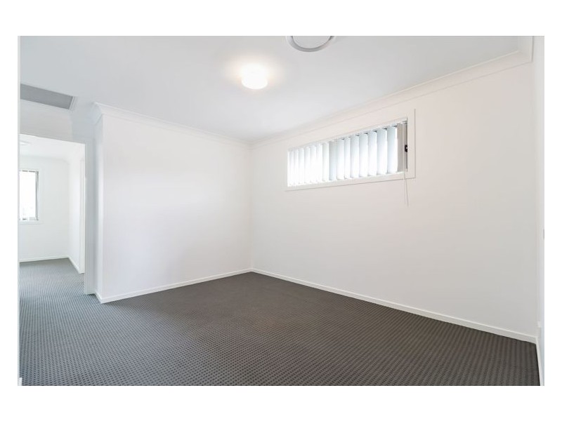 40 Epaulet Circuit, Jordan Springs NSW 2747