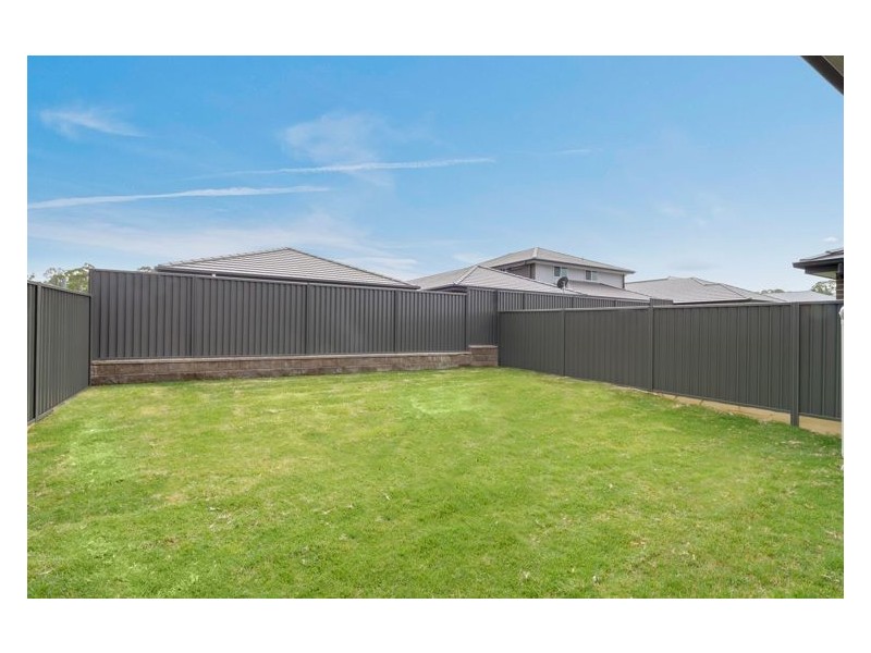 40 Epaulet Circuit, Jordan Springs NSW 2747
