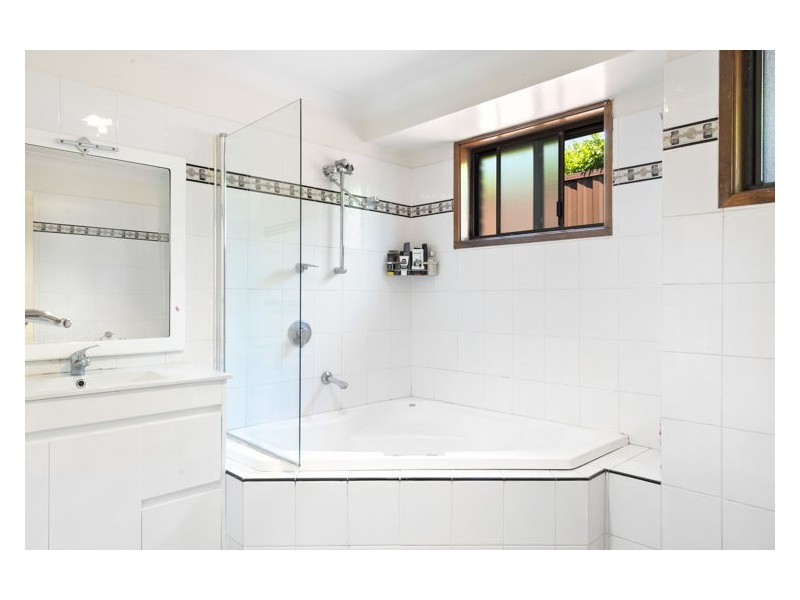 10 Dellit Place, Doonside NSW 2767