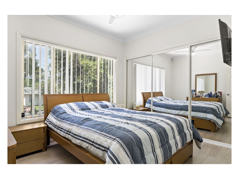 24 Thomas Kelly Crescent, Lalor Park NSW 2147