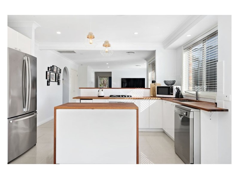 7 Flemming Grove, Doonside NSW 2767