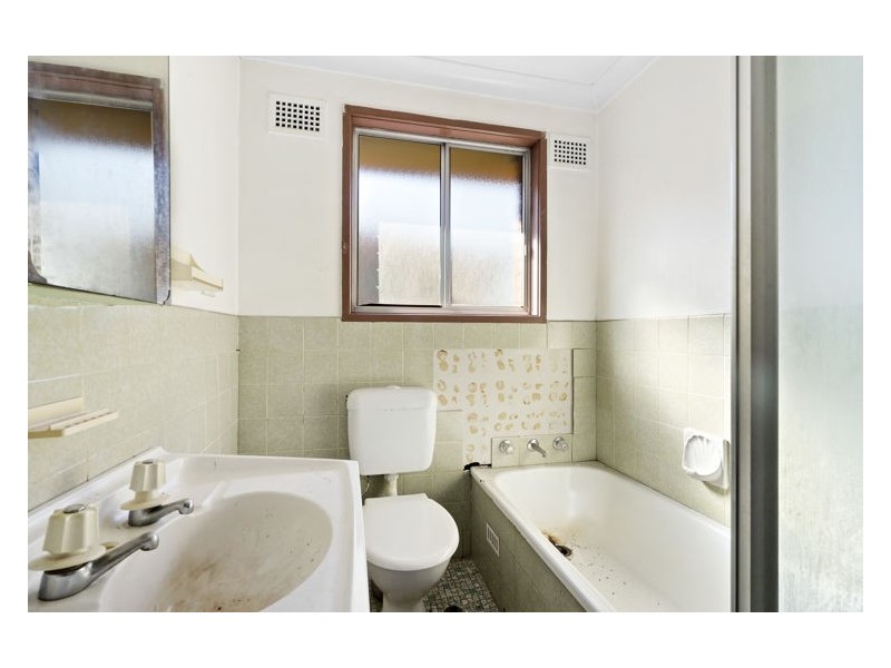 75 Columbia Road, Seven Hills NSW 2147