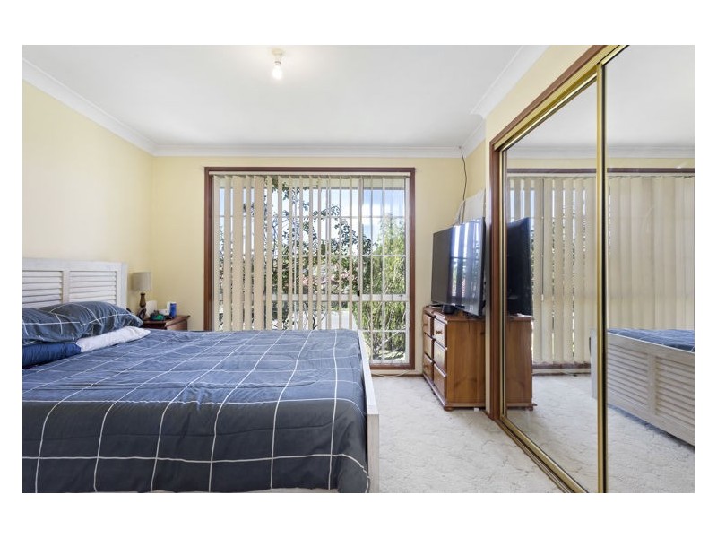 8 Sittella Place, Glenmore Park NSW 2745