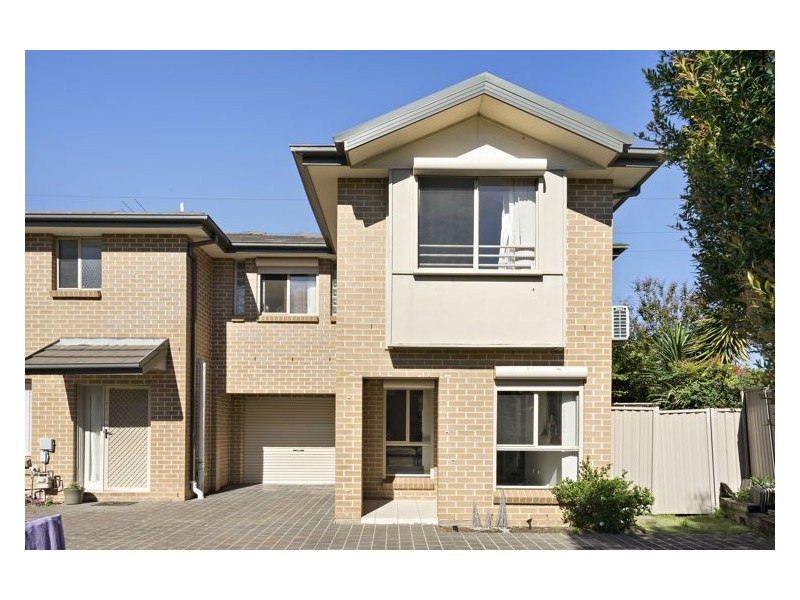 8/70 Norfolk Street, Blacktown NSW 2148