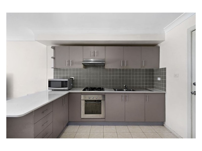 8/70 Norfolk Street, Blacktown NSW 2148