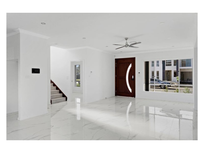 20b Voysey Close, Quakers Hill NSW 2763