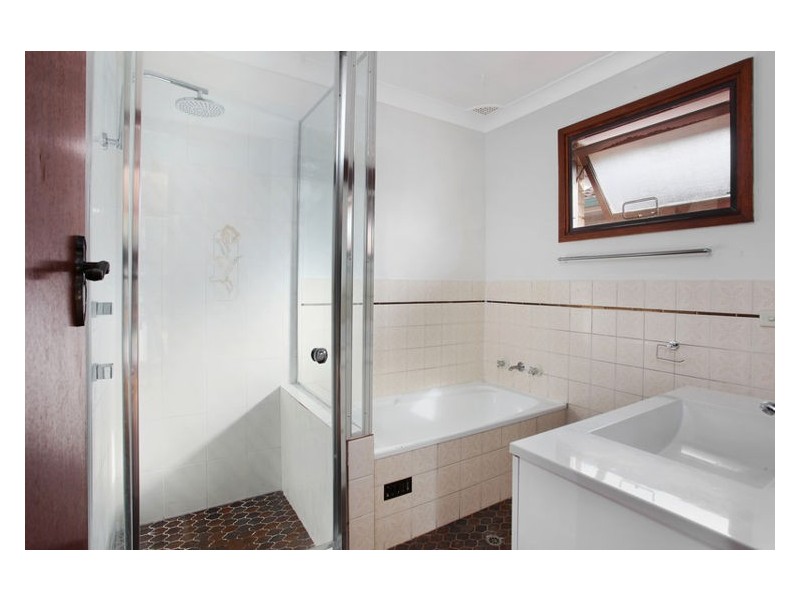 1 Jade Place, Seven Hills NSW 2147