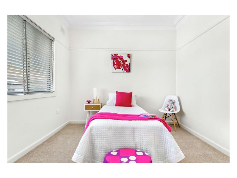 11 West Street, Blacktown NSW 2148