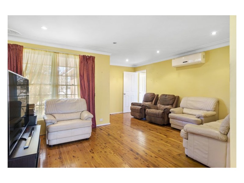 4 Waugh Crescent, Blacktown NSW 2148