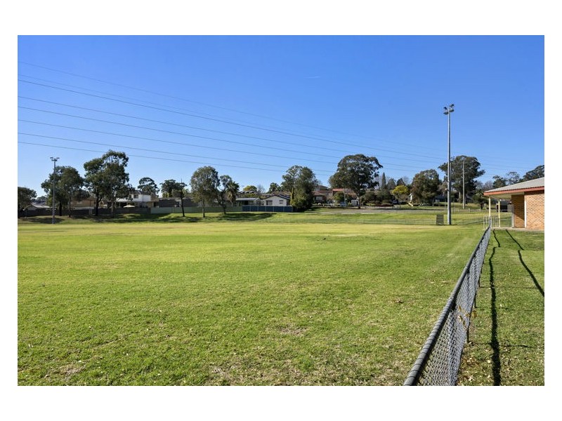 4 Waugh Crescent, Blacktown NSW 2148