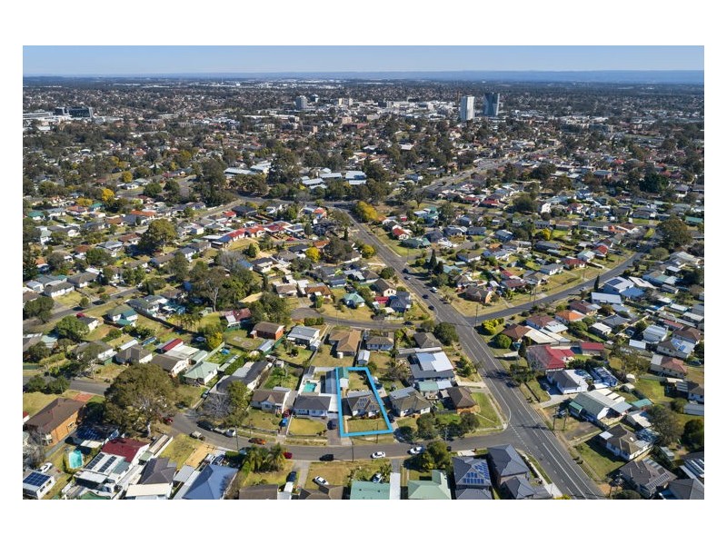 4 Sturt Street, Lalor Park NSW 2147