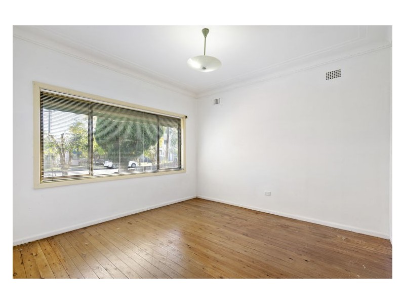 33 Norfolk Street, Blacktown NSW 2148