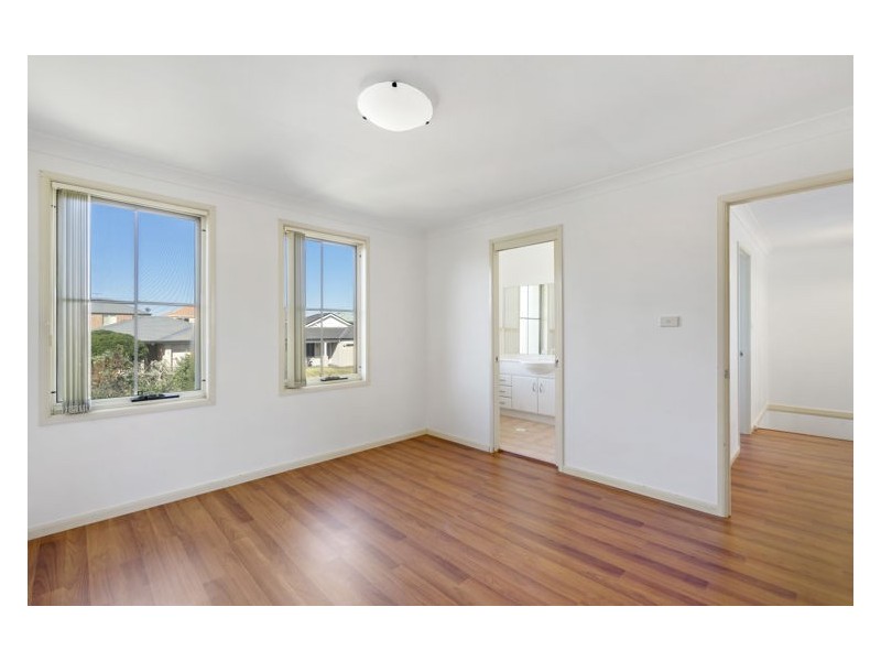 11 Leafy Grove, Plumpton NSW 2761