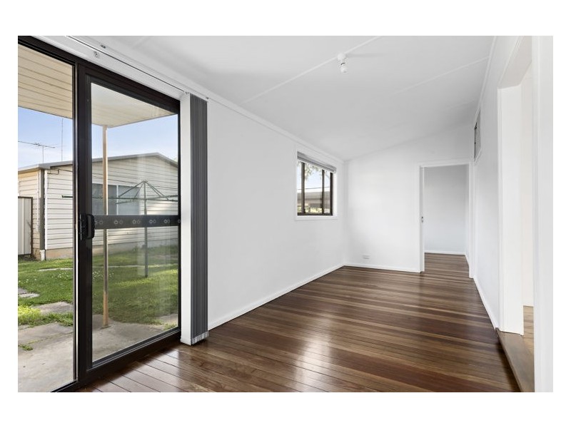 33 Blue Hills Crescent, Blacktown NSW 2148