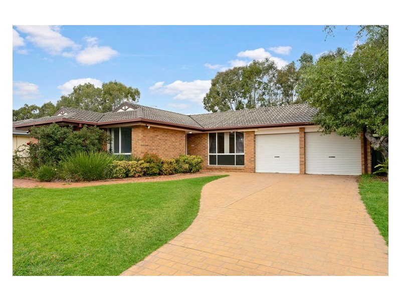 43 Hampton Crescent, Prospect NSW 2148