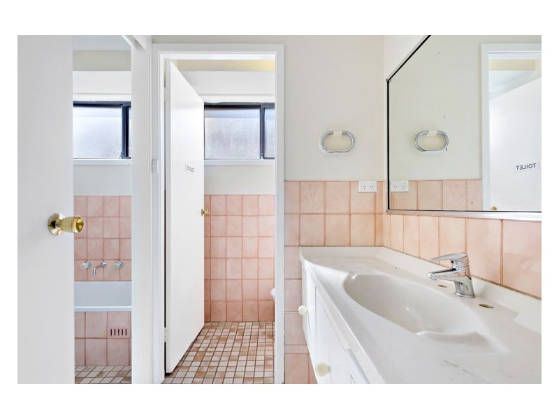 22 Ashgrove Crescent, Blacktown NSW 2148