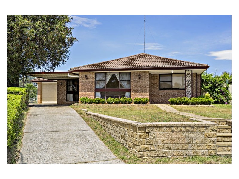 4 Carnation Avenue, Claremont Meadows NSW 2747