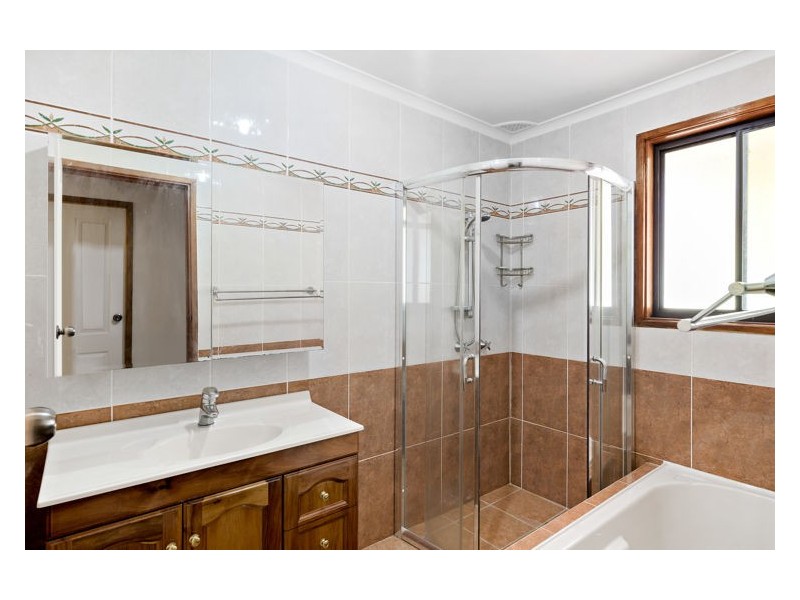 4 Carnation Avenue, Claremont Meadows NSW 2747