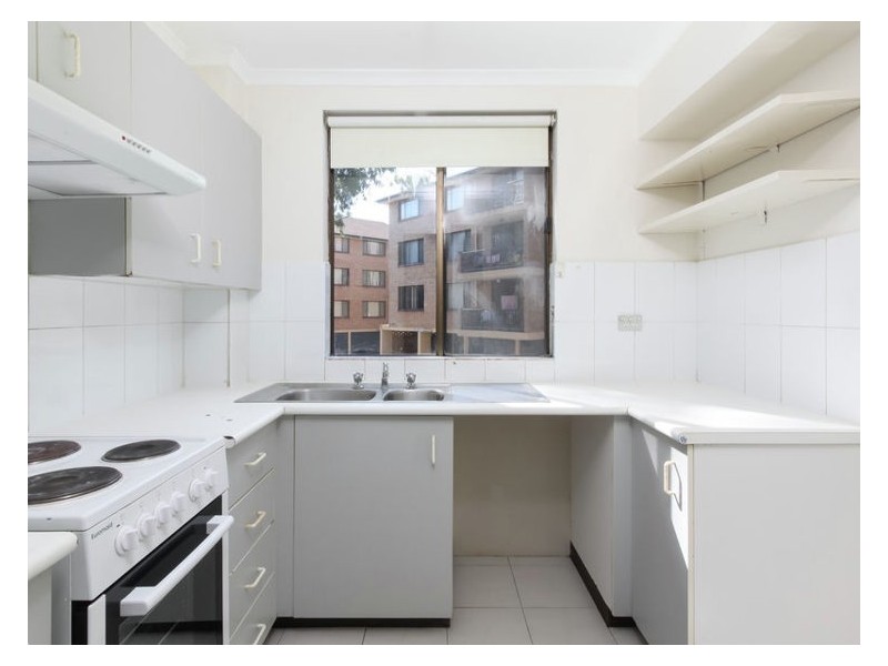 14/5 Griffiths Street, Blacktown NSW 2148