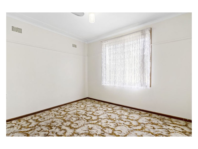 26 Charlton Road, Lalor Park NSW 2147