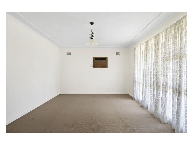 26 Sylvia Street, Blacktown NSW 2148