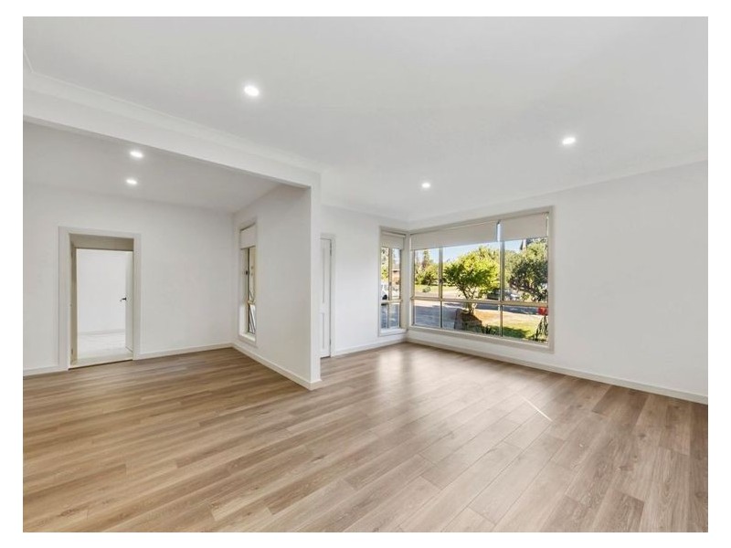 10 Burdett Crescent, Blacktown NSW 2148