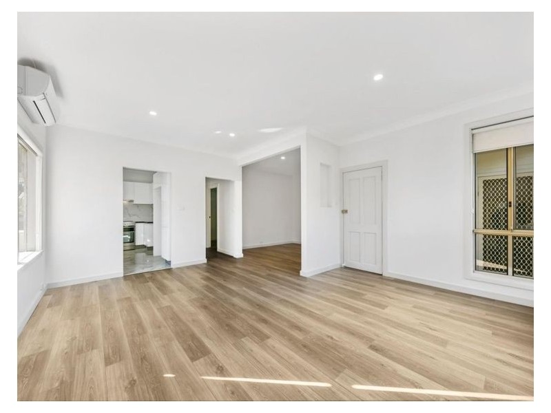 10 Burdett Crescent, Blacktown NSW 2148