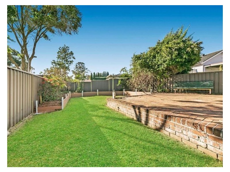 10 Burdett Crescent, Blacktown NSW 2148