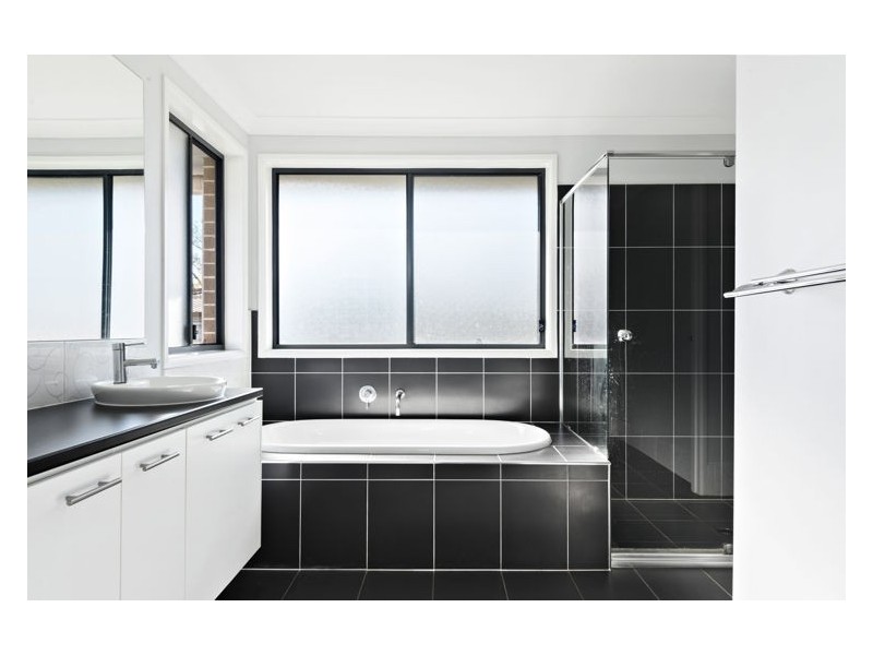 32 Nowland Street, Seven Hills NSW 2147