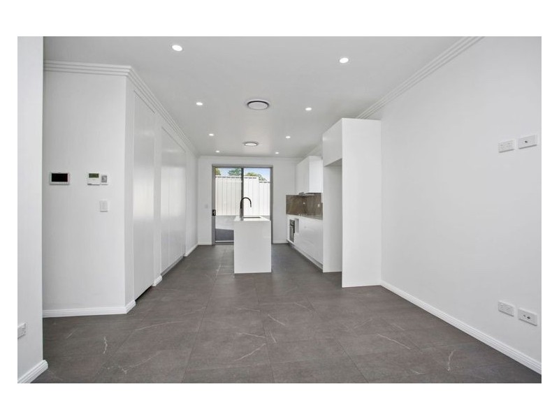 1A Emma Crescent, Constitution Hill NSW 2145