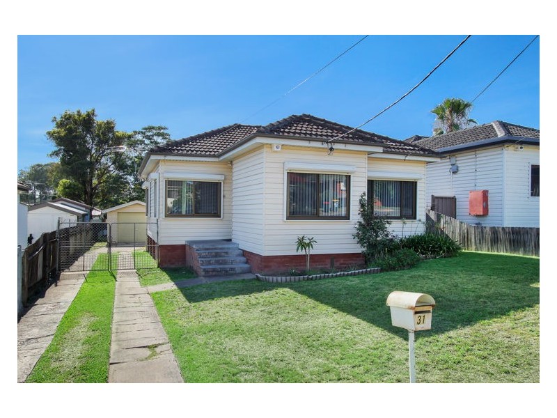 31 Mort Street, Blacktown NSW 2148