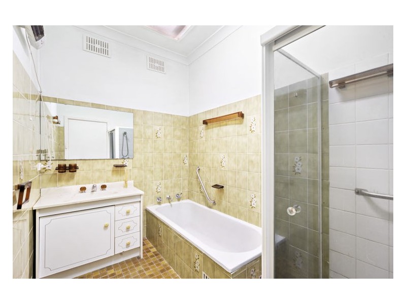 14 Robina Street, Blacktown NSW 2148