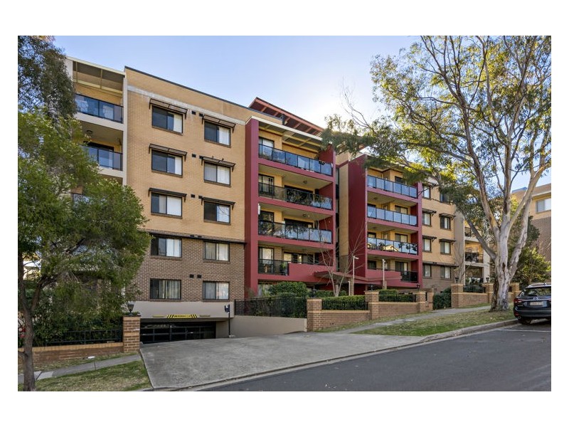 15/8-10 Oxford Street, Blacktown NSW 2148