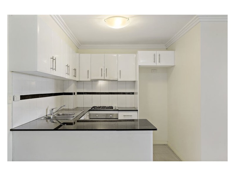 15/8-10 Oxford Street, Blacktown NSW 2148