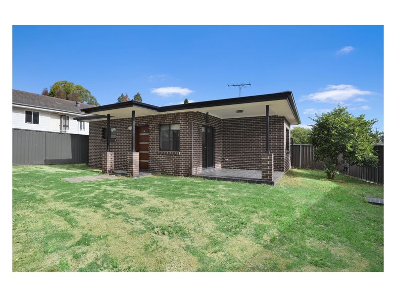 8a Warrigal St, Blacktown NSW 2148